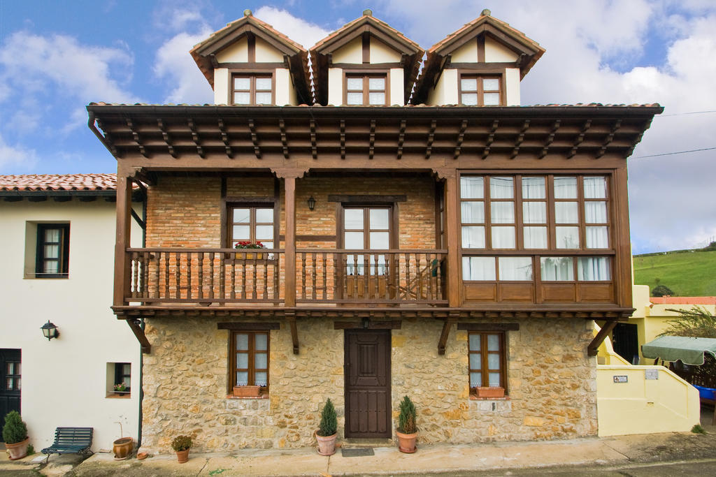 Апартаменты Vivienda Casa Luisa Комильяс Номер фото